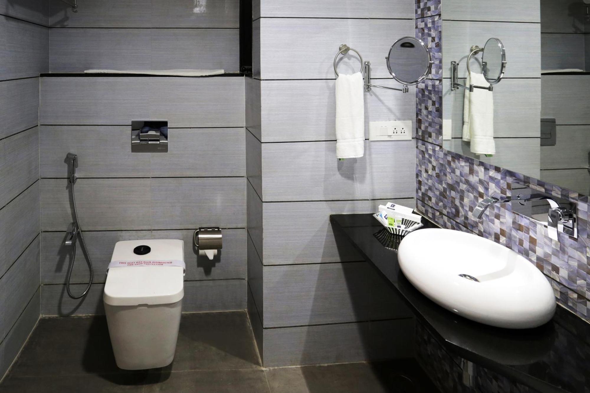 Grand Kailash Hotel Aurangabad  Eksteriør billede