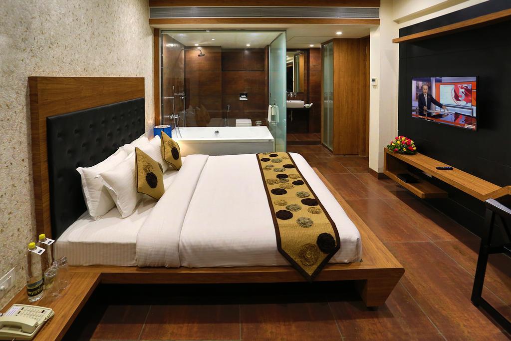 Grand Kailash Hotel Aurangabad  Værelse billede