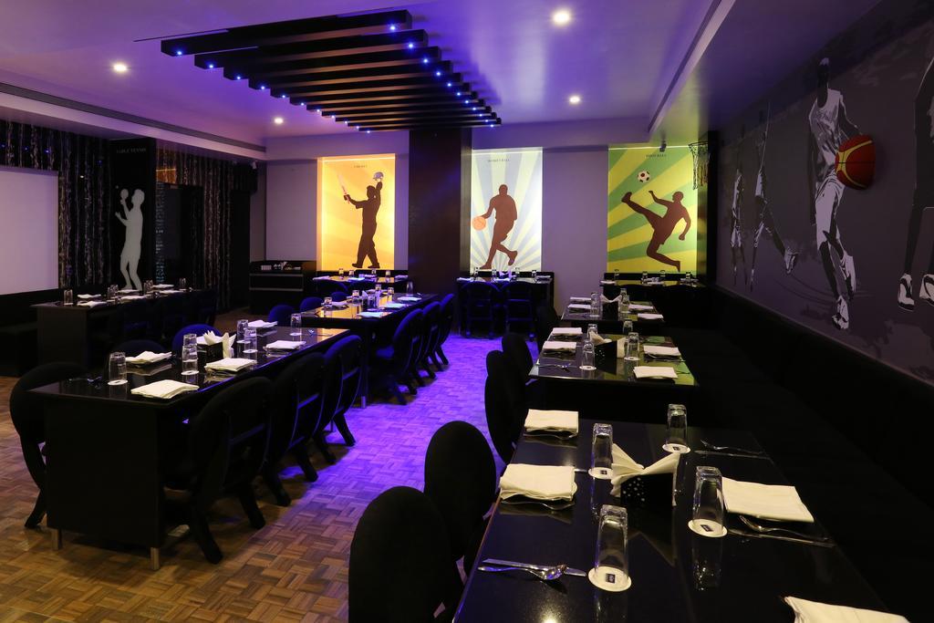 Grand Kailash Hotel Aurangabad  Eksteriør billede