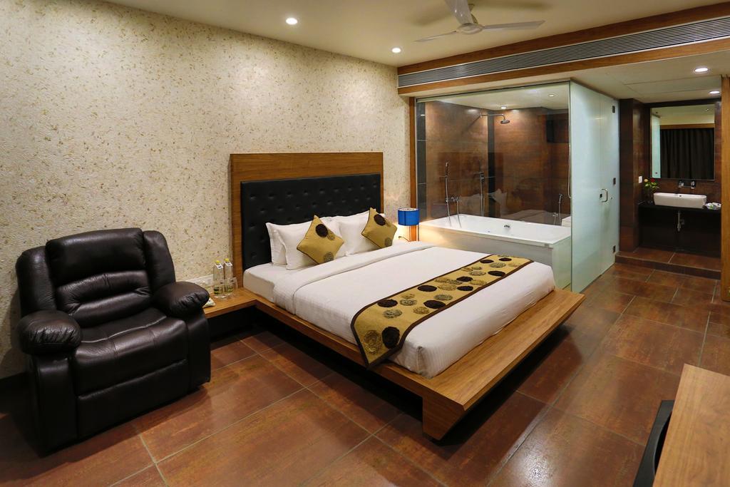 Grand Kailash Hotel Aurangabad  Værelse billede