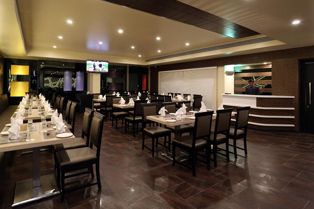 Grand Kailash Hotel Aurangabad  Eksteriør billede