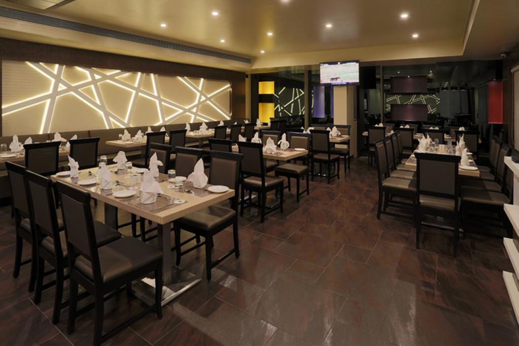 Grand Kailash Hotel Aurangabad  Eksteriør billede